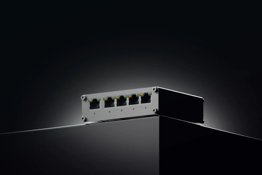 TELTONIKA TSW110 5 Port Switch 10/100/1000 (L2)