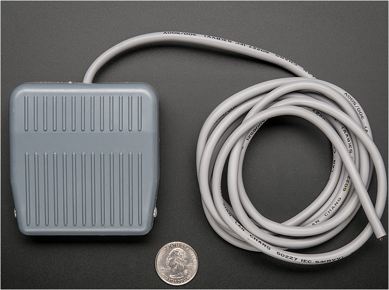 ADAFRUIT Foot Switch