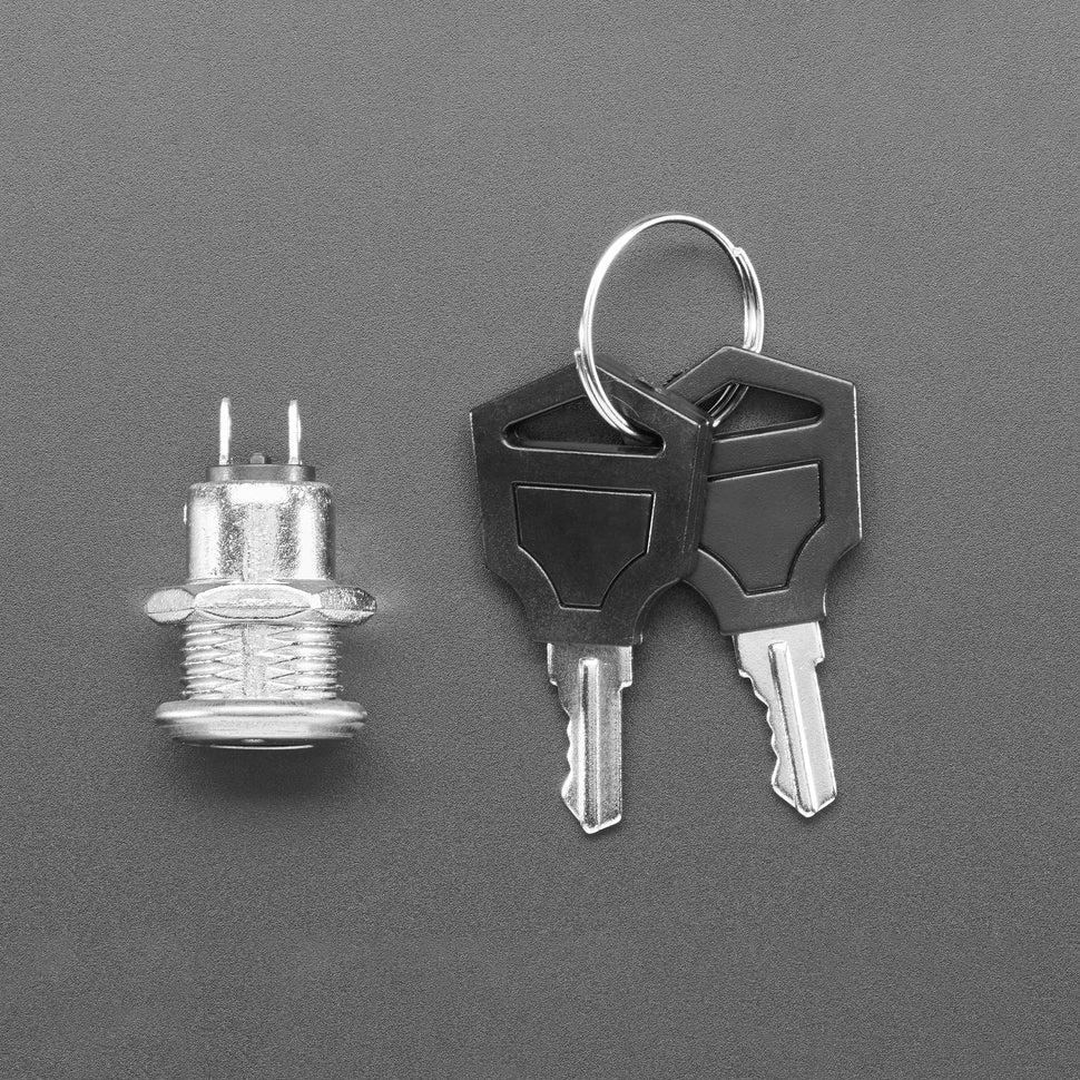 ADAFRUIT On-Off Jey Lock Switch - 12mm Diameter