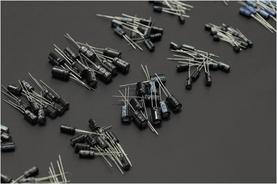 DFROBOT Aluminum Electrolytic Capacitor (Pack-100 PCS)