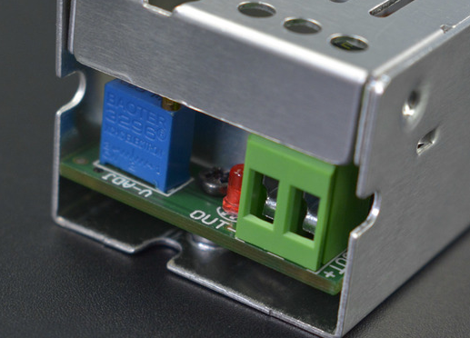 DFROBOT DC-DC Buck Boost Converter Module (5A)